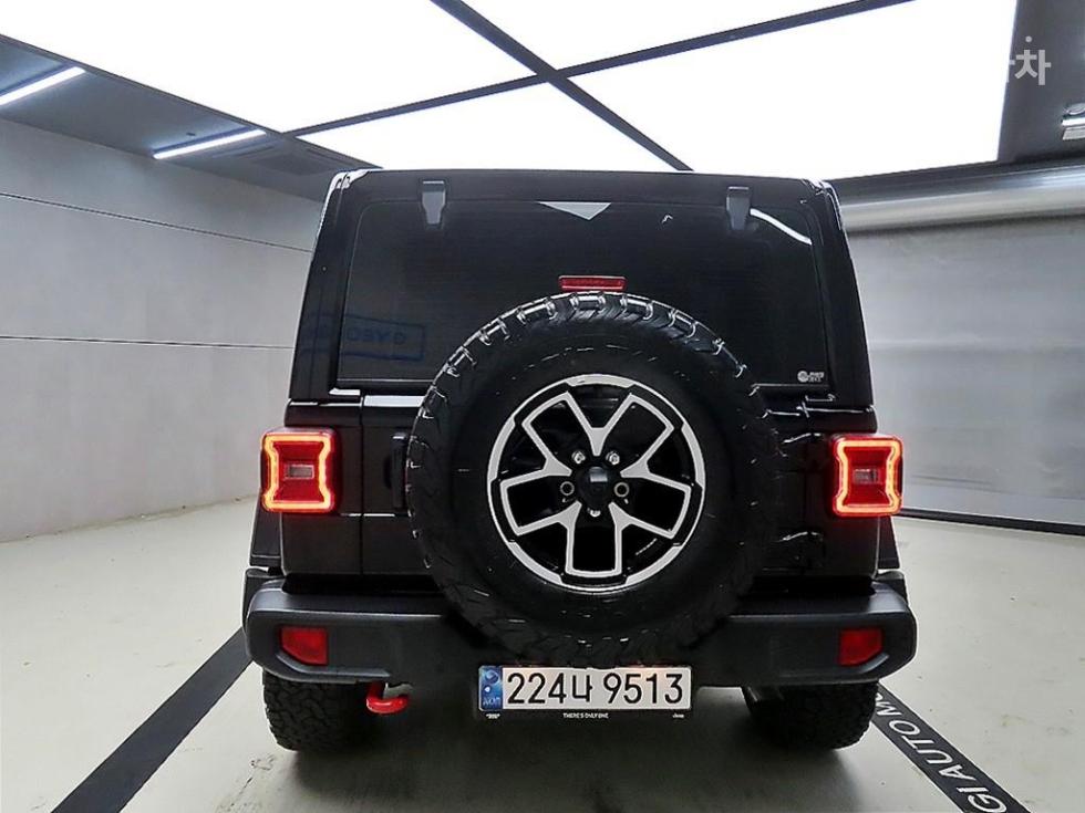 2024 Jeep (JL) photo