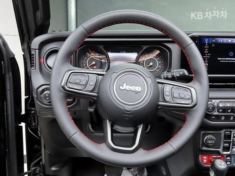 2024 Jeep (JL) photo