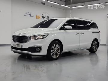 Kia Carnival 7인승 2.2 디젤 리무진 — foto 1