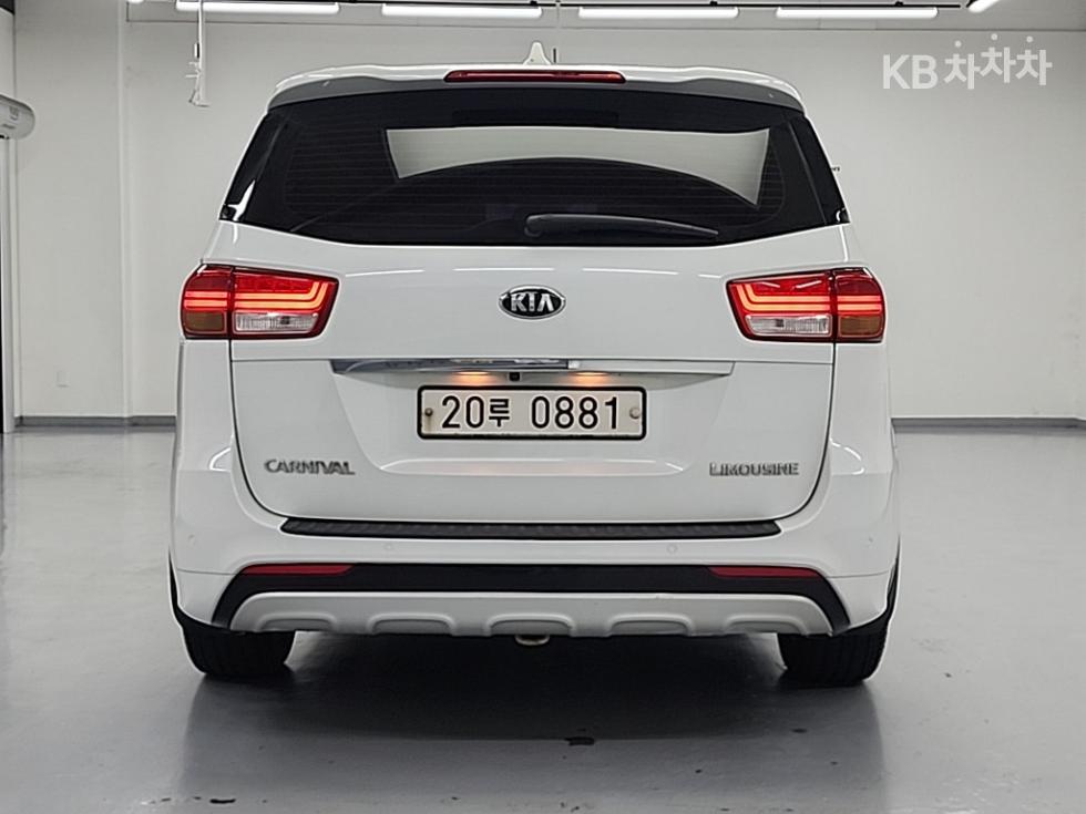 Kia Carnival — miniaturë 3