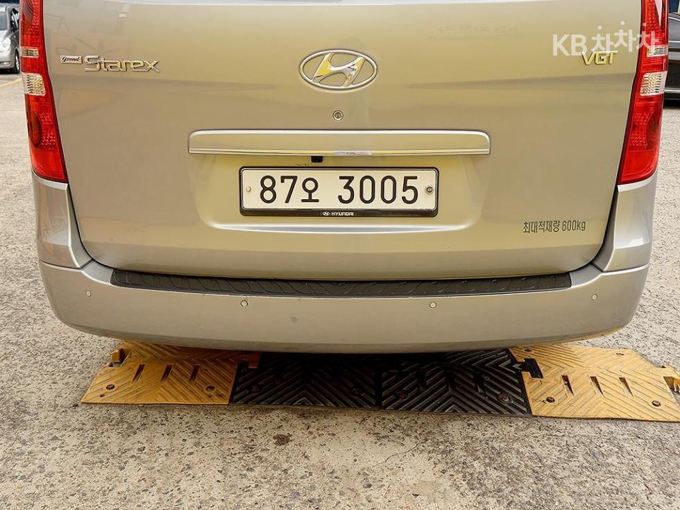 Hyundai Starex — miniaturë 17