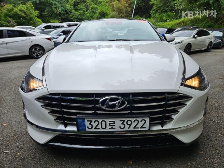 Hyundai Sonata 2.0 LPG 렌터카 — foto 1