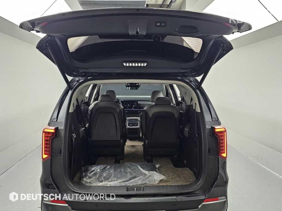 Kia Carnival — miniaturë 19