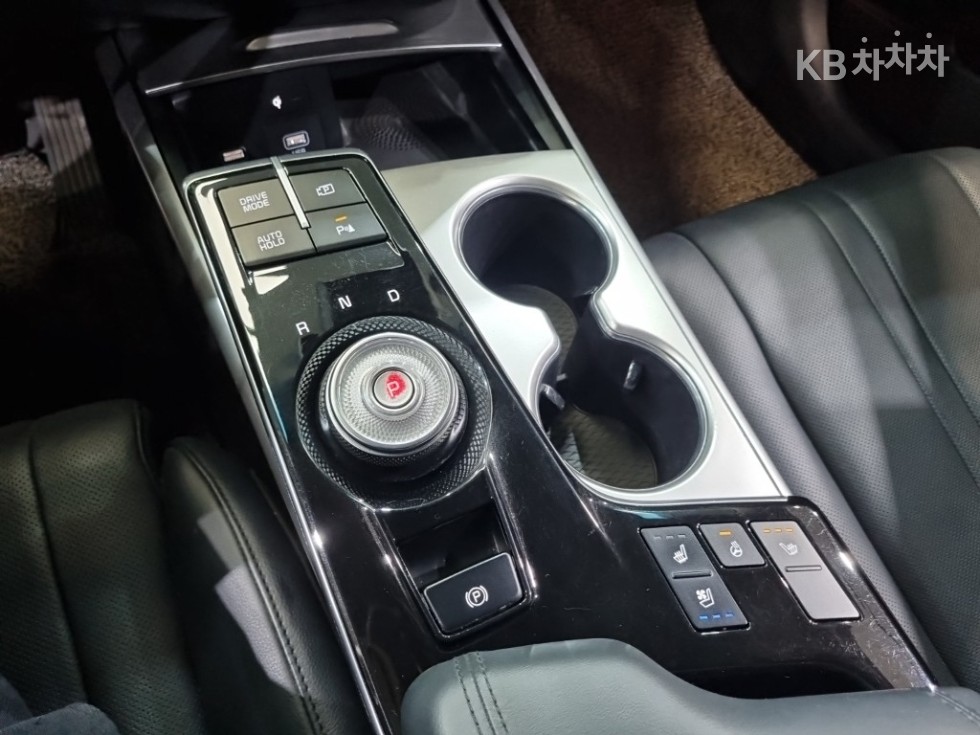 Kia K8 — miniaturë 12