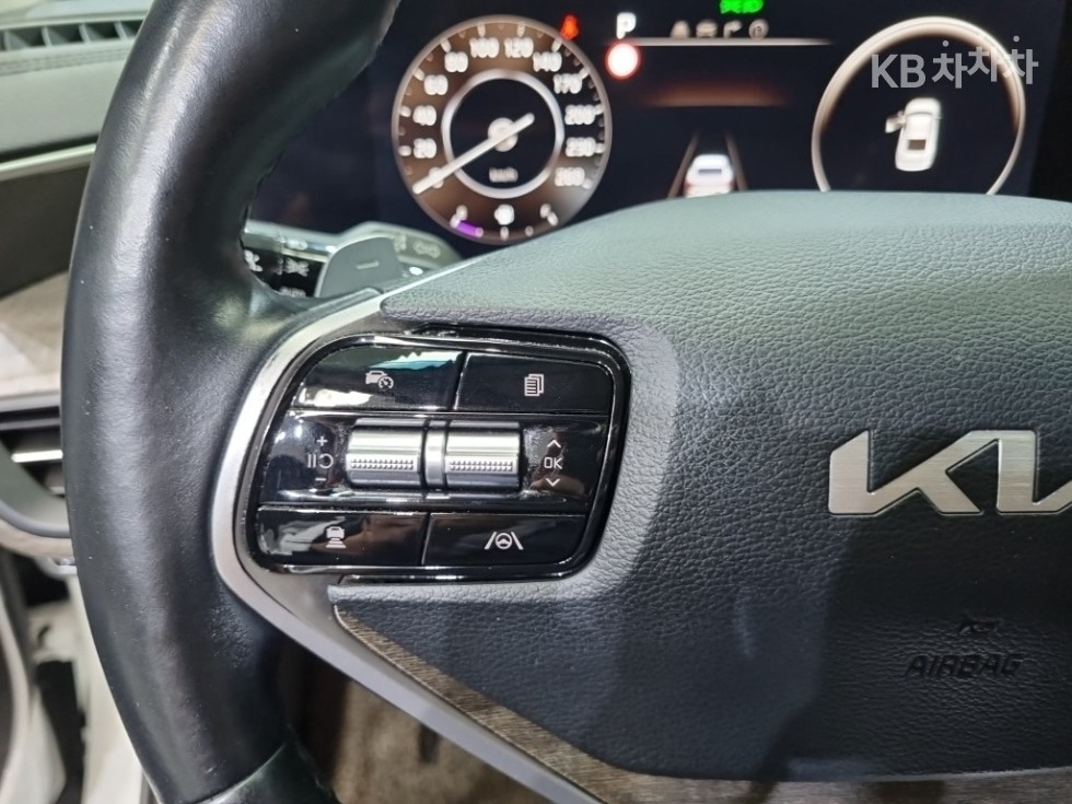 Kia K8 — miniaturë 13