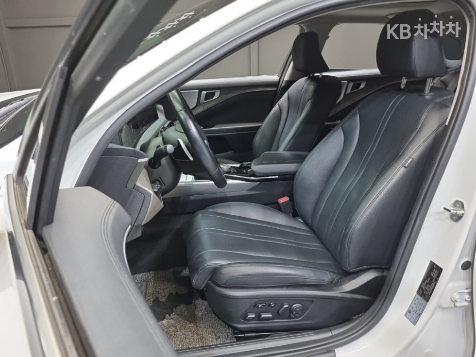 Kia K8 — miniaturë 14