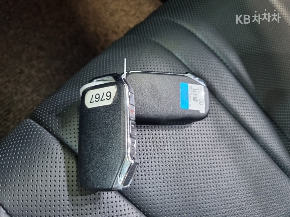 Kia K8 — miniaturë 25