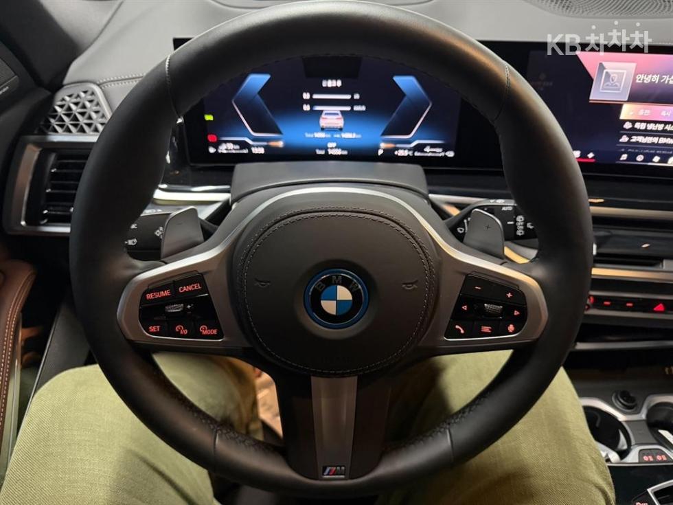 BMW X5 — miniaturë 8