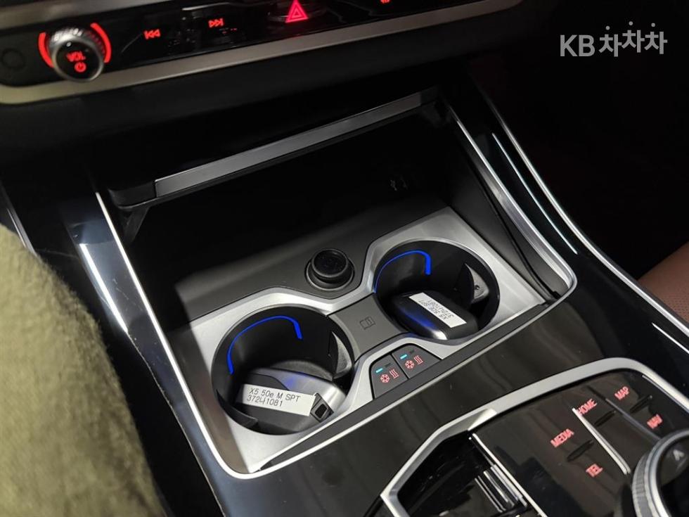 BMW X5 — miniaturë 12