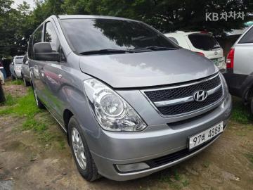 Hyundai Starex 5인승 밴 CVX — foto 1