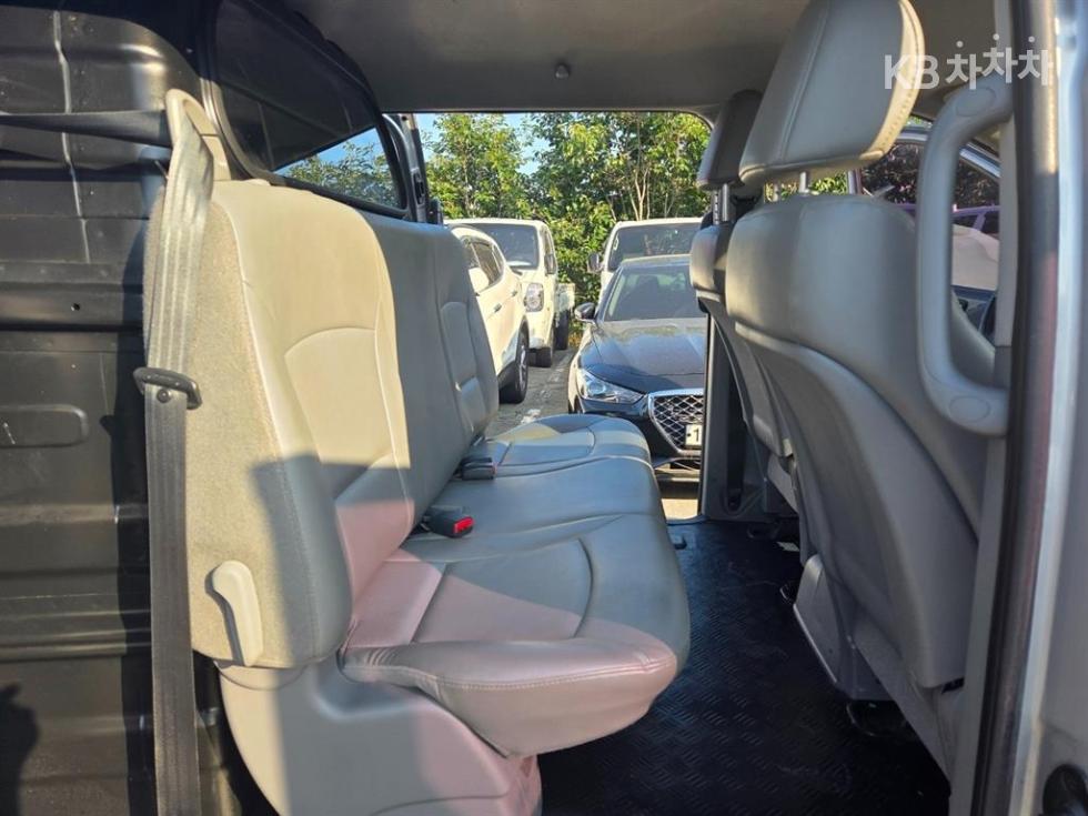 Hyundai Starex — miniaturë 3