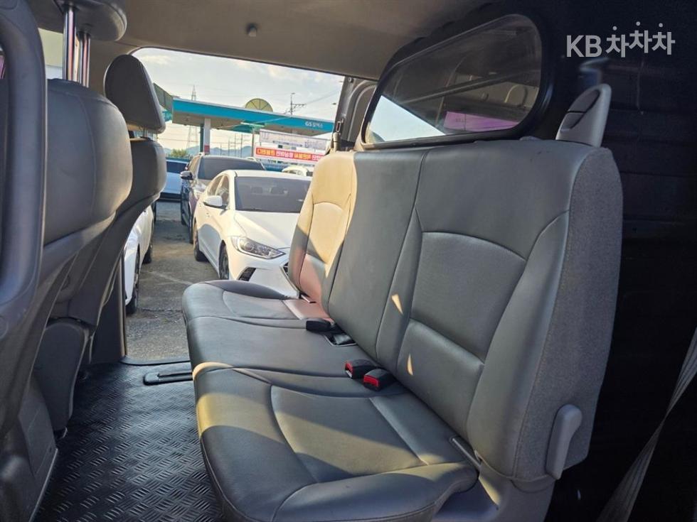 Hyundai Starex — miniaturë 7