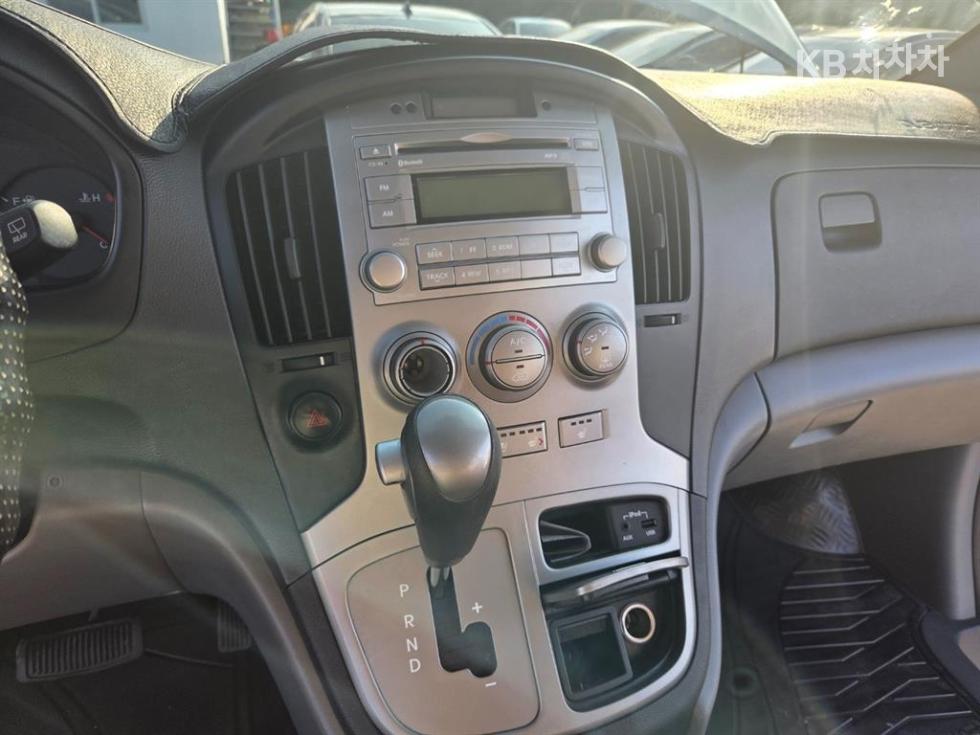 Hyundai Starex — miniaturë 9