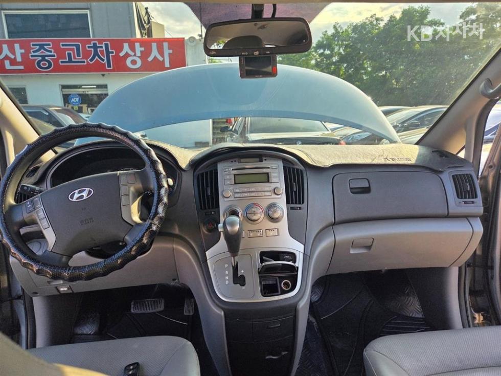Hyundai Starex — miniaturë 12