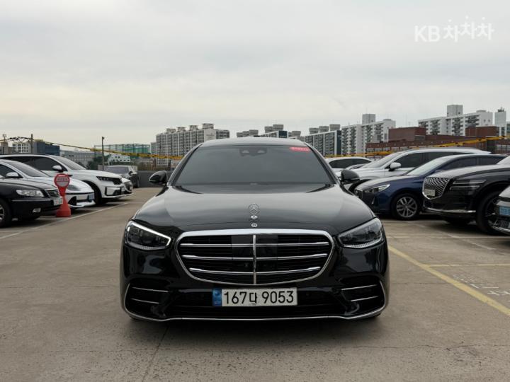 Mercedes-Benz S-klasse — miniaturë 3
