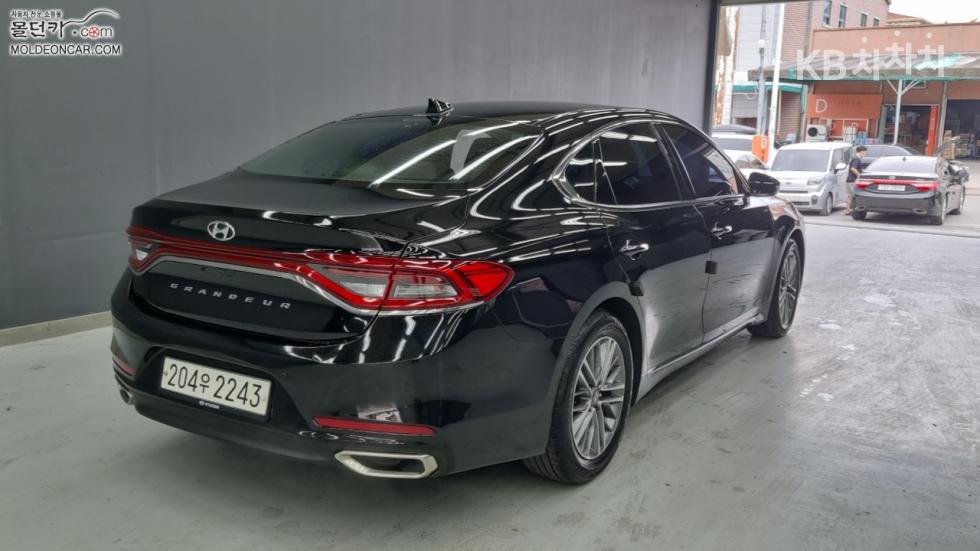 Hyundai Grandeur — miniaturë 2