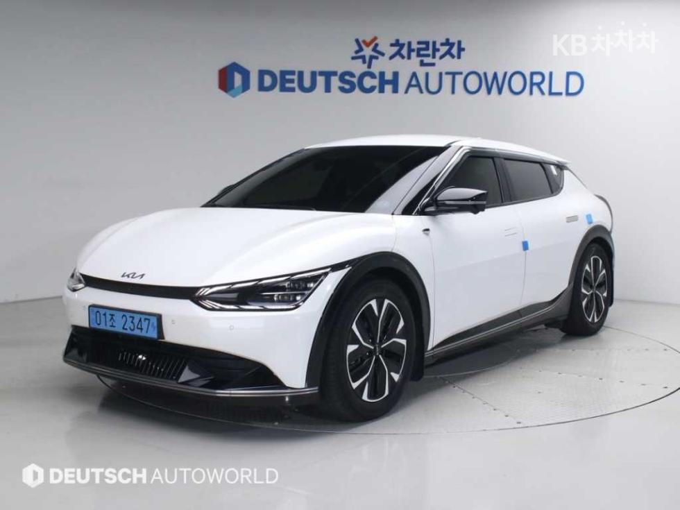 기아 EV6 2023년식 기아 EV6 롱 레인지 2WD 어스