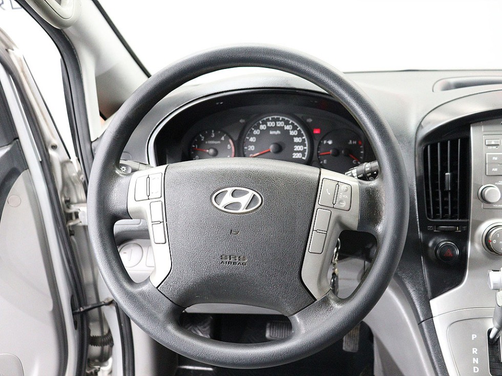 Hyundai Starex — miniaturë 8