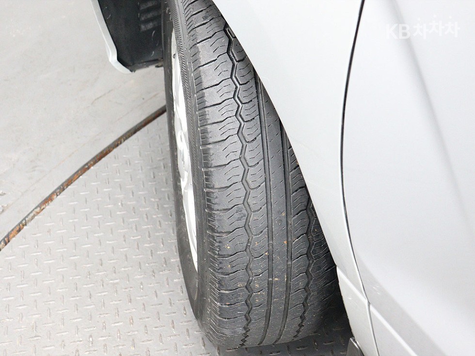 Hyundai Starex — miniaturë 17