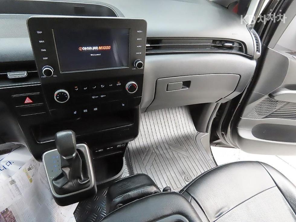 Hyundai Staria — miniaturë 6