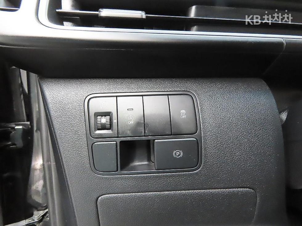 Hyundai Staria — miniaturë 13