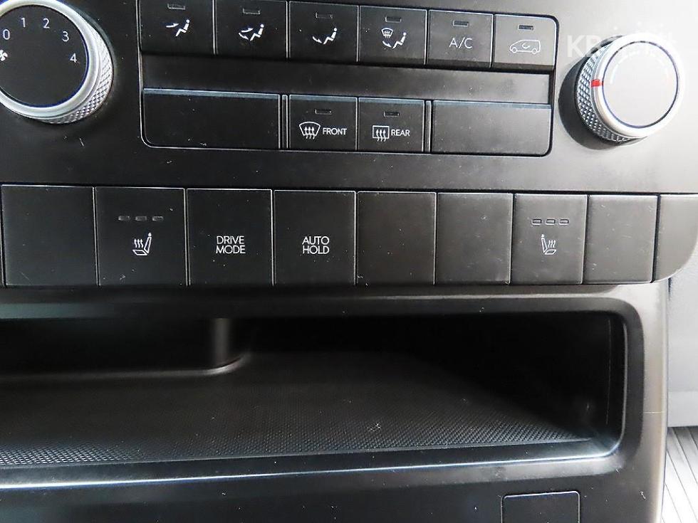 Hyundai Staria — miniaturë 15