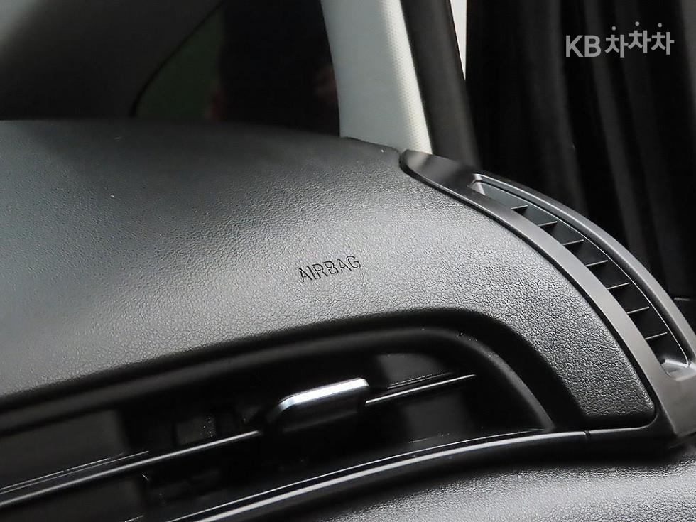 Hyundai Staria — miniaturë 17