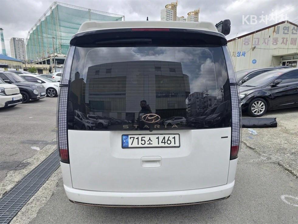 Hyundai Staria — miniaturë 3