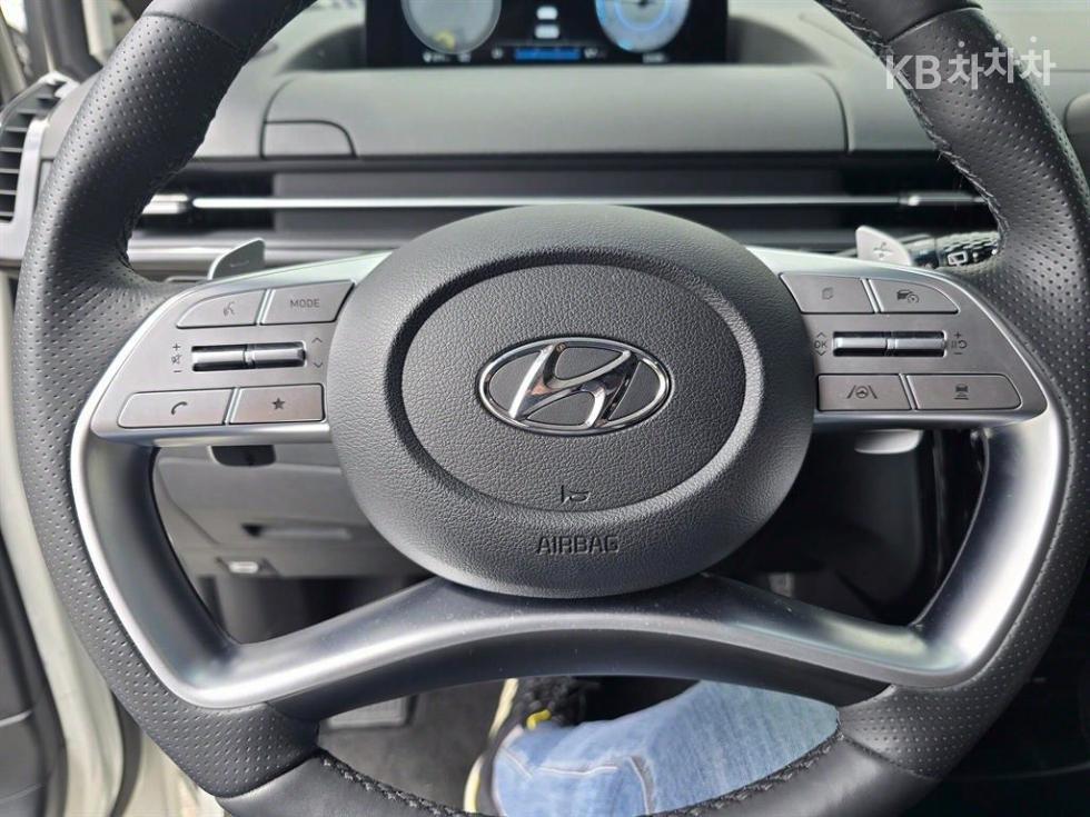 Hyundai Staria — miniaturë 10