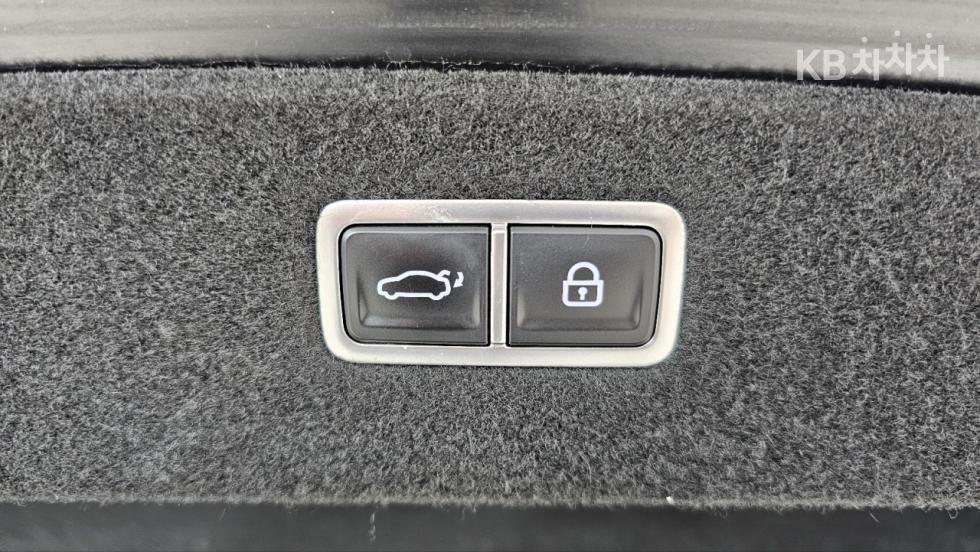 2022 Genesis G90(RS4) photo