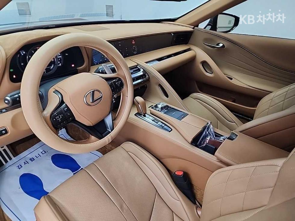 2022 Lexus LC photo