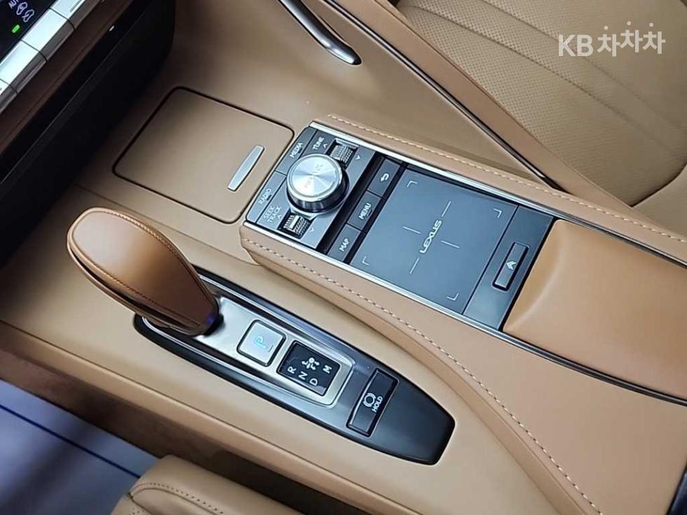 2022 Lexus LC photo
