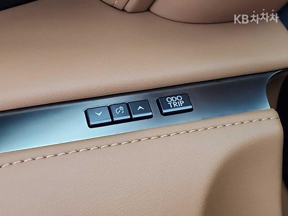 Lexus LC — miniaturë 18