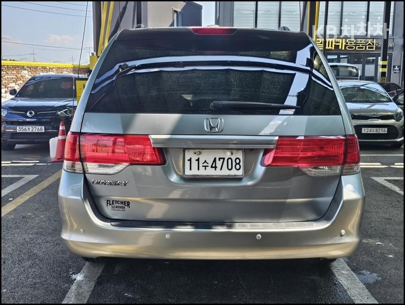 Honda Odyssey — miniaturë 3