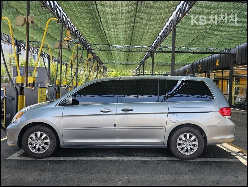 Honda Odyssey — miniaturë 4