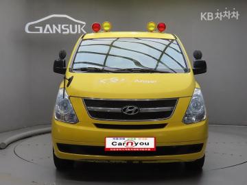 Hyundai Starex 12인승 왜건 CVX — foto 1
