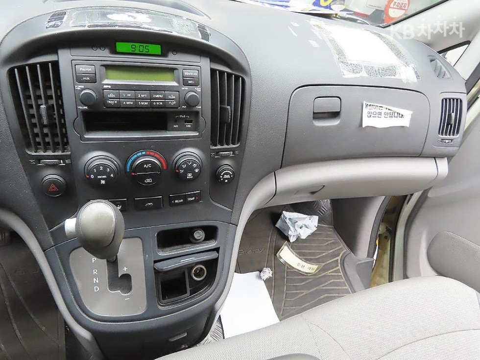 Hyundai Starex — miniaturë 13