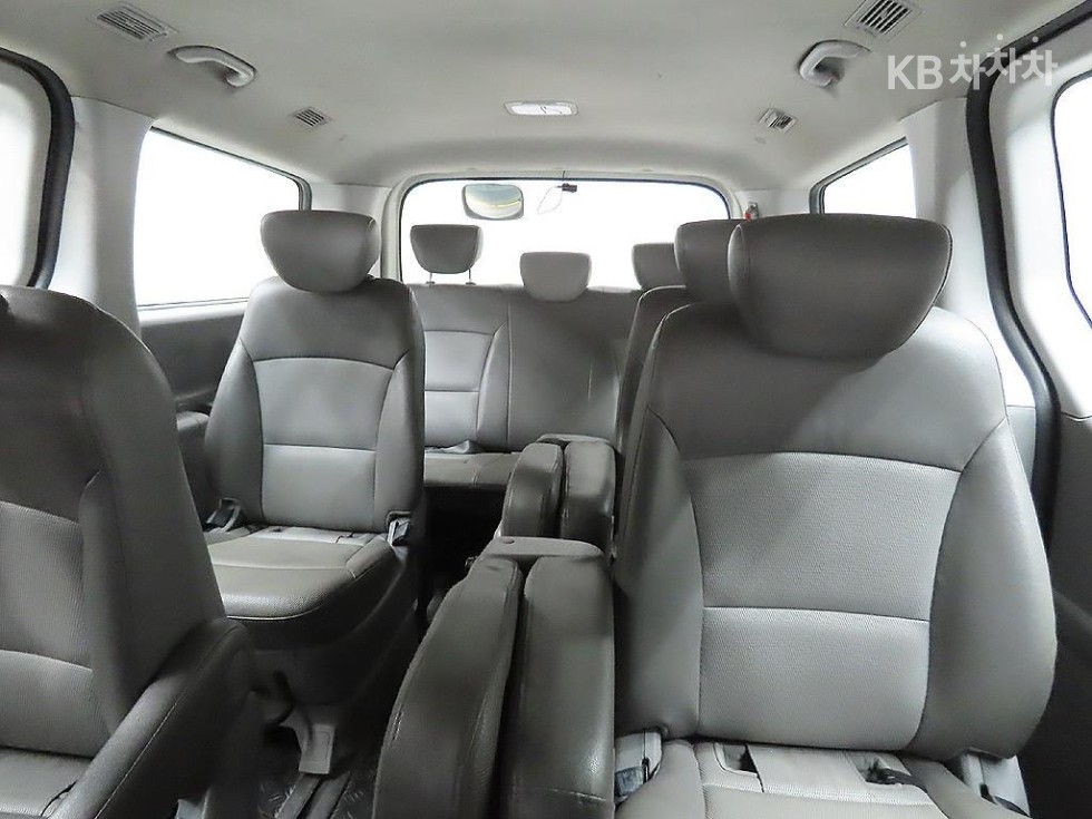 Hyundai Starex — miniaturë 16
