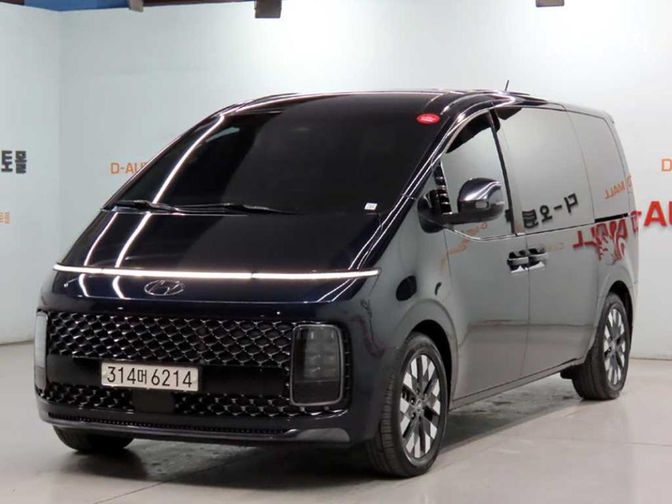 Hyundai Staria