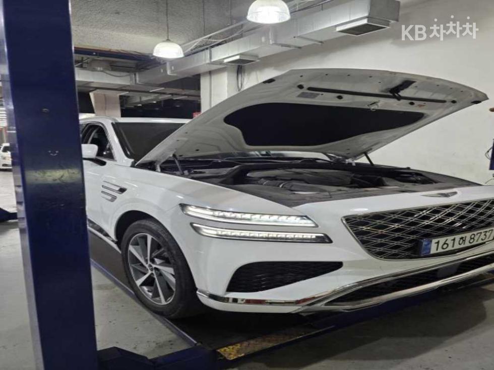 2024 Genesis GV80 photo