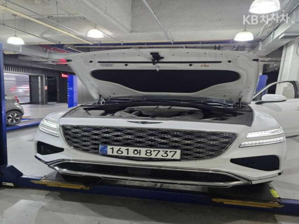 2024 Genesis GV80 photo