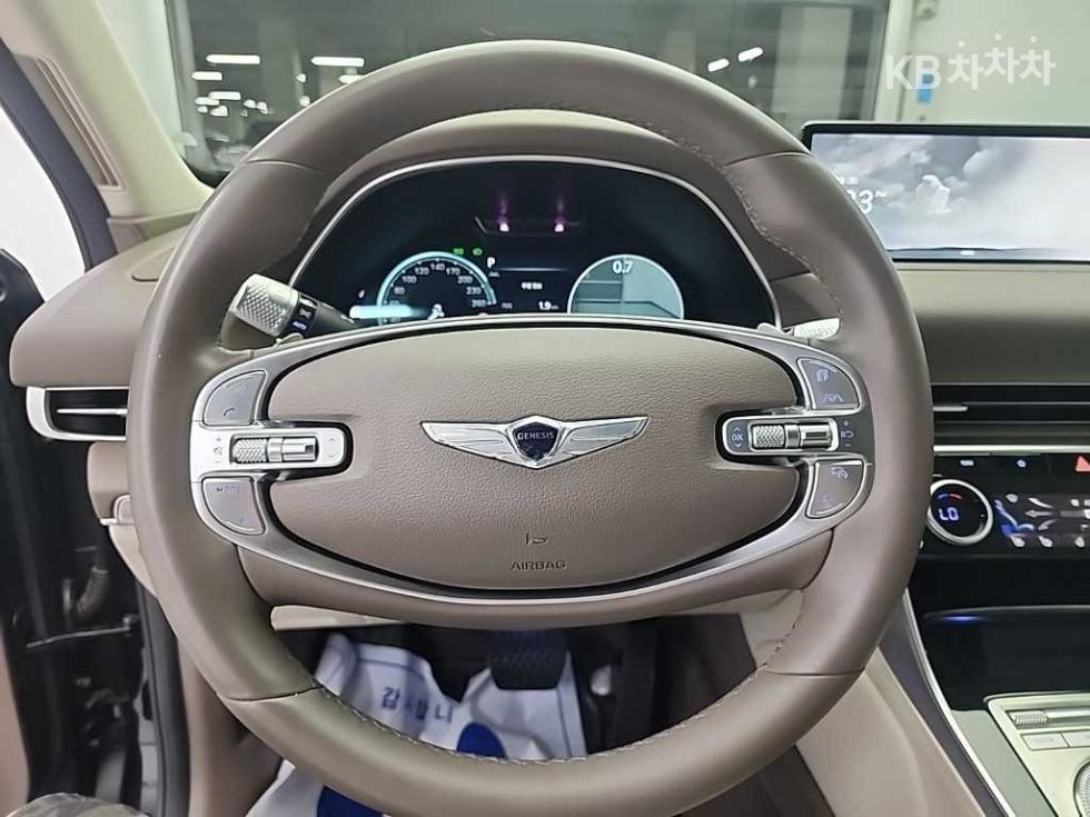 2022 Genesis GV80 photo