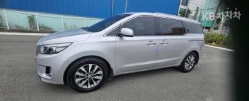 Kia Carnival 11인승 2.2 디젤 — foto 1