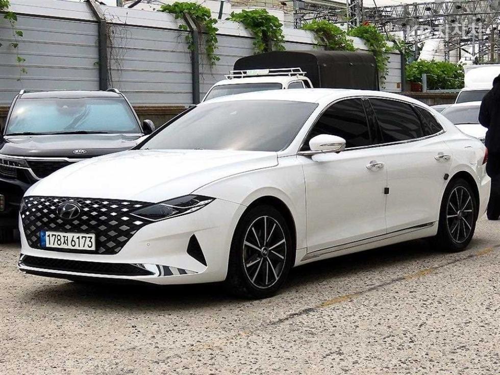 Hyundai Grandeur — miniaturë 2