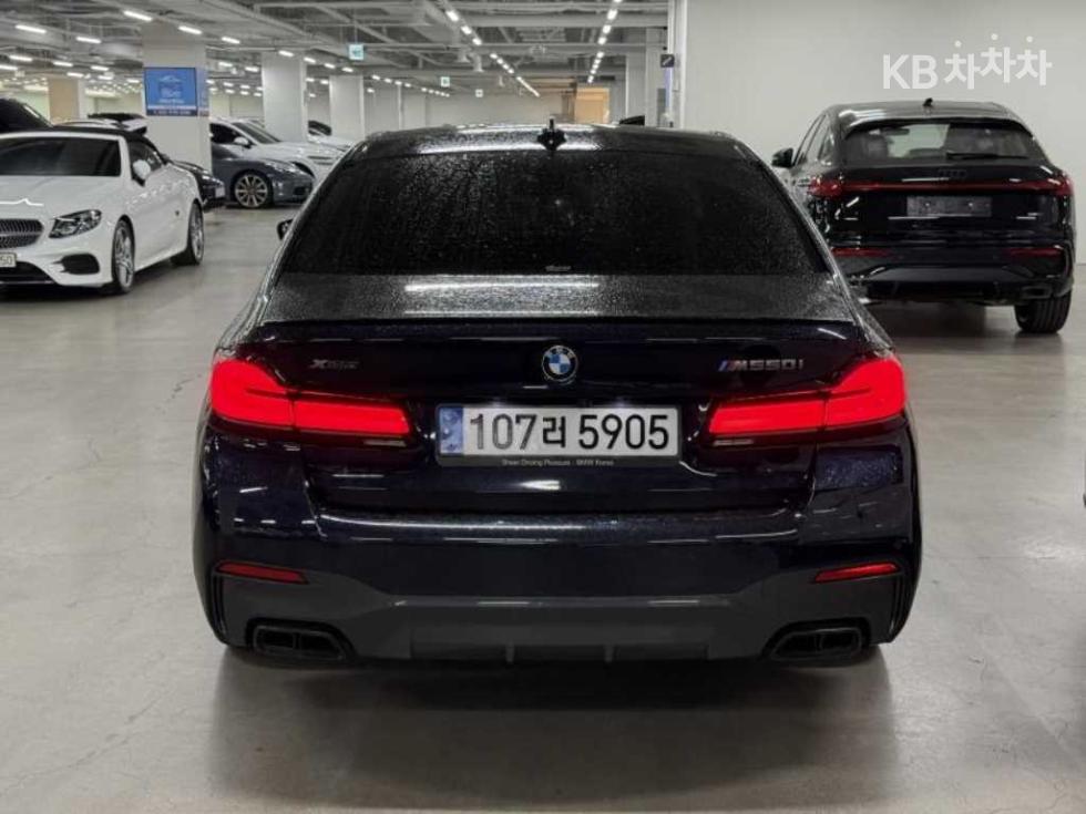 2022 BMW BMW 5 (G30) photo