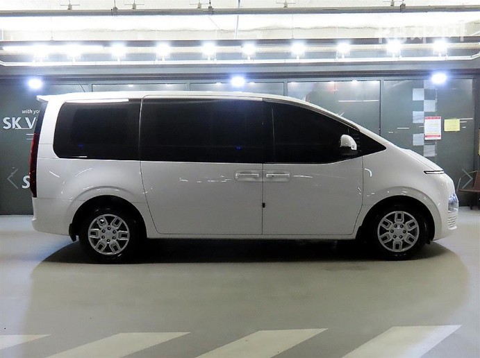 Hyundai Staria — miniaturë 3