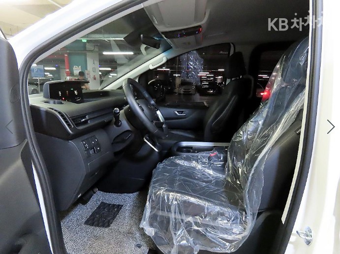 Hyundai Staria — miniaturë 6