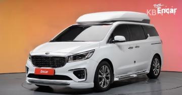 Kia Carnival Gasoline 9-Seater Hi-Limousine — foto 1