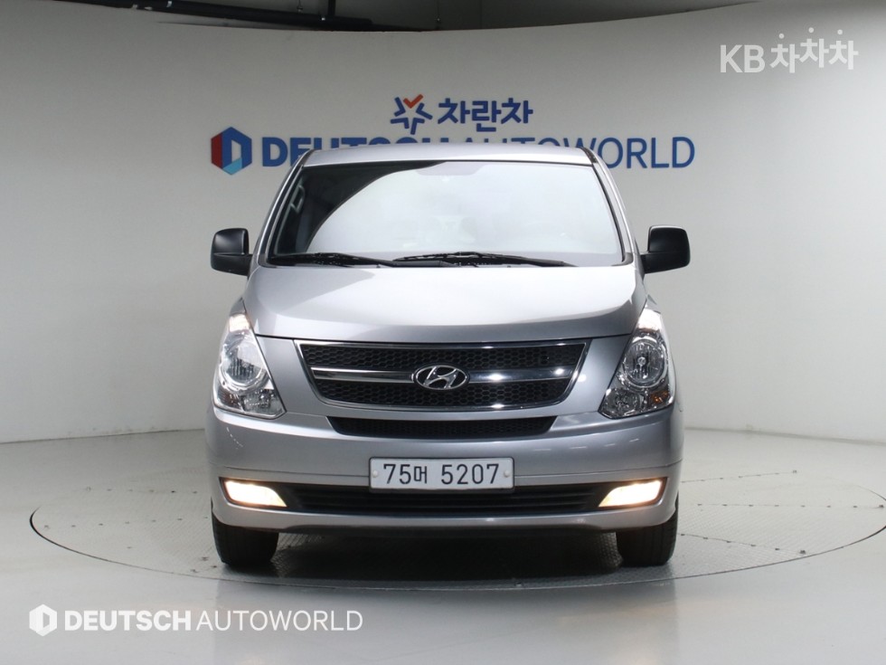 Hyundai Starex — miniaturë 3