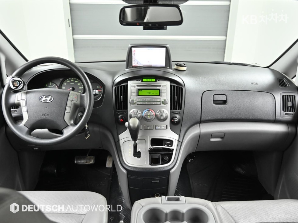 Hyundai Starex — miniaturë 7